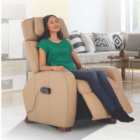 Woman enjoying sitting in Sand Lito recliner